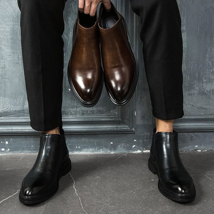 Bota Masculina Chelsea em Couro Ferrutini FRT252