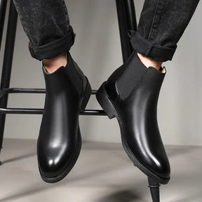 Bota Chelsea em Couro Masculina Ferrutini FRT253