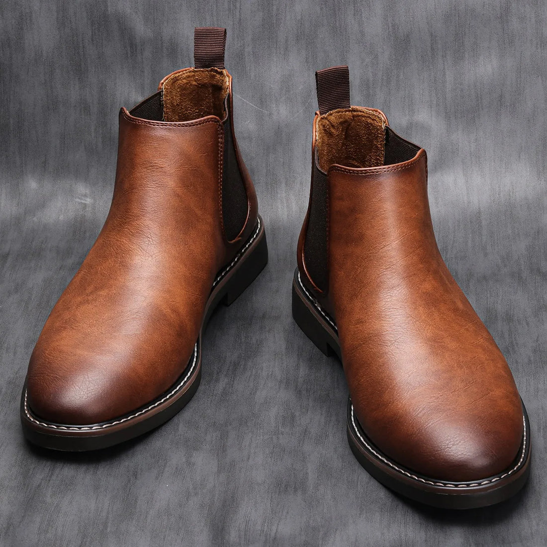 Bota Chelsea Masculina de Couro Ferrutini FRT255
